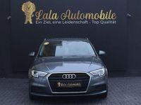 Gebraucht Audi A3 Comfort 150 PS (110 kW) 2018 Grau Limousine