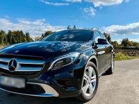 Gebraucht Mercedes GLA250 211 PS (155 kW) 2016 Schwarz SUV