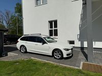 Gebraucht BMW 318 Sport Line 143 PS (105 kW) 2015 Weiß Kombi