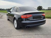 gebraucht Audi A4 2.0 TDI Attraction