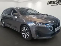 Neu Ford Focus Titanium 125 PS (91 kW) 2025 Grau Kombi