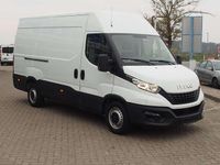 Gebraucht Iveco Daily 155 PS (114 kW) 2022 Weiß Limousine