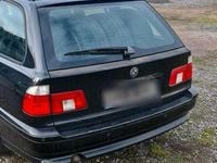 Gebraucht BMW 525 163 PS (119 kW) 2003 Schwarz Kombi