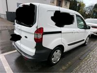 Gebraucht Ford Transit 95 PS (69 kW) 2017 Weiß