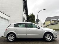 Gebraucht Opel Astra Cosmo 125 PS (91 kW) 2005 Silber Limousine