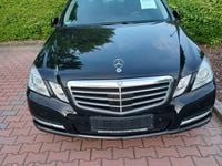 Gebraucht Mercedes E300 231 PS (169 kW) 2012 Schwarz Limousine