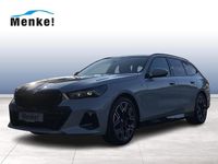 Gebraucht BMW 520 M Sport 197 PS (144 kW) 2025 Brooklyn grau metallic Kombi