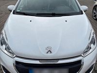 Second-hand Peugeot 208 Active 82 CP (60 kW) 2018 Alb Hatchback