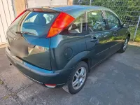 Second-hand Ford Focus 74 CP (54 kW) 2004 Verde Hatchback