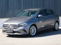 Gebraucht Mercedes B180 116 PS (85 kW) 2019 Mountaingrau Kleinwagen