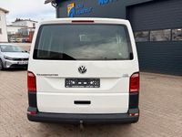 Gebraucht VW Transporter 102 PS (75 kW) 2018 Weiß Van