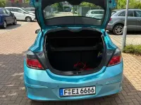 Gebraucht Opel Astra 90 PS (66 kW) 2010 Blau Coupé
