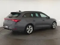 Gebraucht Seat Leon FR 150 PS (110 kW) 2024 Graphene grau Limousine