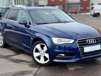 Gebraucht Audi A3 Ambiente 150 PS (110 kW) 2016 Blau Limousine