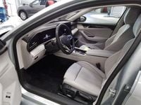 Gebraucht VW Passat Elegance 204 PS (150 kW) 2025 Oyster silver metallic Kombi