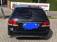 Gebraucht Mercedes E200 184 PS (135 kW) 2015 Schwarz Kombi