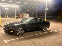 Gebraucht Ford Mustang GT 305 PS (224 kW) 2005 Schwarz Coupé