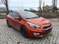 Gebraucht Kia ProCeed Edition 7 135 PS (99 kW) 2013 Orange Kleinwagen