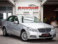 Gebraucht Mercedes E220 Elegance 170 PS (125 kW) 2010 Silber (iridiumsilber) Limousine
