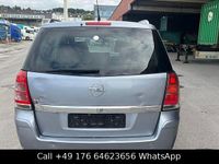 Gebraucht Opel Zafira Edition 94 PS (69 kW) 2007 Silber Van / Kleinbus