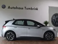 Gebraucht VW ID.3 Pro Performance 150 kW (204 PS) 2023 Scale silver metallic schwarz Kleinwagen