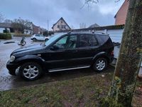 Gebraucht Mercedes ML320 224 PS (164 kW) 1999 Schwarz SUV