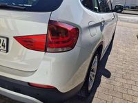 Gebraucht BMW X1 143 PS (105 kW) 2011 Weiß SUV