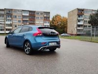 Gebraucht Volvo V40 R-Design 120 PS (88 kW) 2017 Blau Limousine