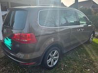 Gebraucht VW Sharan Comfortline 150 PS (110 kW) 2012 Braun Van / Kleinbus