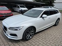 Gebraucht Volvo V90 Momentum 190 PS (139 kW) 2019 Weiß Kombi