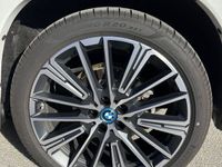 gebraucht BMW iX1 xDrive30 M Sportpaket mit Vollausstattung