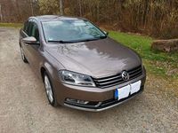 Gebraucht VW Passat Highline 140 PS (102 kW) 2011 Braun Limousine
