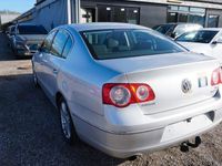 Gebraucht VW Passat Comfortline 122 PS (89 kW) 2010 Silber Limousine