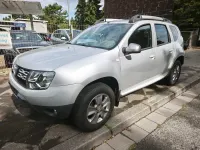 Gebraucht Dacia Duster Prestige 125 PS (91 kW) 2014 Silber SUV