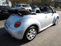 Gebraucht VW New Beetle 75 PS (55 kW) 2003 Silber Kleinwagen