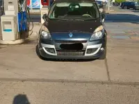 Gebraucht Renault Scénic III Bose Edition 131 PS (96 kW) 2011 Andere farben Van / Kleinbus