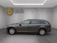 Gebraucht VW Passat Comfortline 150 PS (110 kW) 2018 Braun Limousine