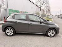 Gebraucht Peugeot 208 Active 82 PS (60 kW) 2015 Gris shark Kleinwagen