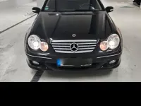 Gebraucht Mercedes C180 146 PS (107 kW) 2004 Schwarz Coupé