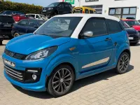 Begagnad Ligier JS50 2020 Blå Halvkombi