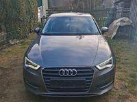 Gebraucht Audi A3 Ambiente 150 PS (110 kW) 2015 Grau Limousine