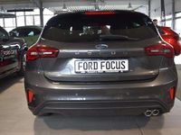 Neu Ford Focus ST-Line 125 PS (91 kW) 2026 Rot Limousine