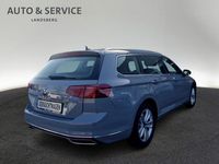 Gebraucht VW Passat Elegance 200 PS (147 kW) 2024 Grau Kombi