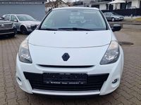 Gebraucht Renault Clio II Night&Day 101 PS (74 kW) 2011 Weiß Kleinwagen