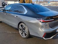 Gebraucht BMW 740 M Sport 286 PS (210 kW) 2025 Grau Limousine