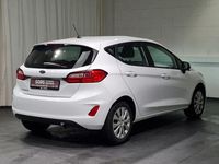 Gebraucht Ford Fiesta Cool & Connect 75 PS (55 kW) 2022 Weiß, frozen white Kleinwagen