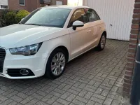 Gebraucht Audi A1 90 PS (66 kW) 2012 Weiß Kleinwagen
