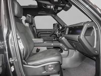 Gebraucht Land Rover Defender 500 PS (367 kW) 2024 Grau SUV