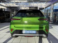Gebraucht Opel Mokka Elegance 131 PS (96 kW) 2023 Matcha green/ikone gruen SUV