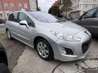 Gebraucht Peugeot 308 SW 114 PS (83 kW) 2013 Aluminiumgrau Kombi